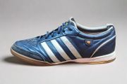 FREE POST adidas adiPure Indoor adidas Football Football Boots 2008 (UK 8) [Good]
