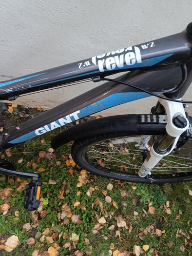 Giant bike