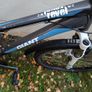 Giant bike Image 4