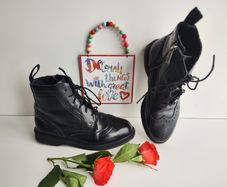 Dr Martens Delphine Black Leather Wingtip Combat Ankle Boots Size UK5 EU38 US7