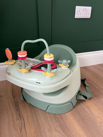 Mamas and Papas baby bug seat / high chair