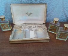 Vintage Evyan Perfume Gift Set