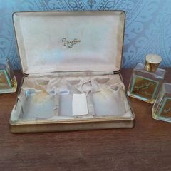 Vintage Evyan Perfume Gift Set