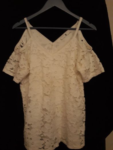 Lace V-Neck Top/Size:10 UK