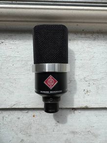 Neumann TLM 102 Large-Diaphragm Condenser Microphone