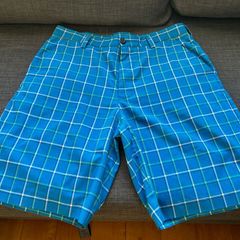 Izod golf shorts