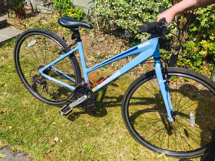 Adventure Hybrid bike 17" frame