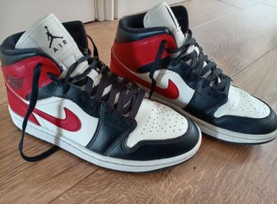 Nike Air Jordan 1