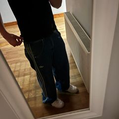 Adidas blue jeans 32