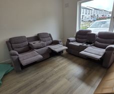 Brand new recliner 3+2 Marino suite