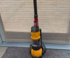 Dyson Toy Vaccuum PWO