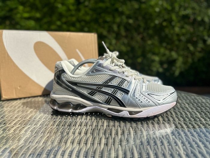 asics gel kayano 14