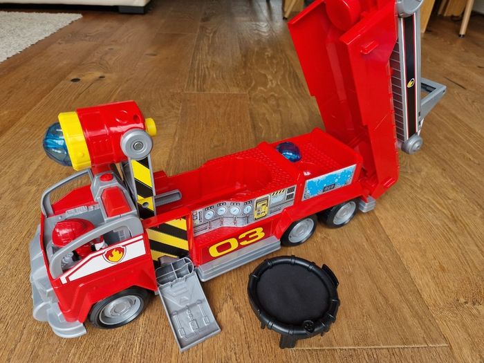 Paw Patrol - Marshall's Transforming Firetruck