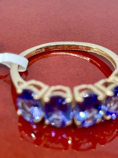 Gold 9K (375) Yellow Gold Premium Tanzanite 5 Stone Ring 4.00 Ct.