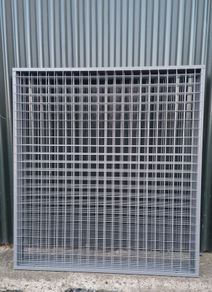 Mesh panels