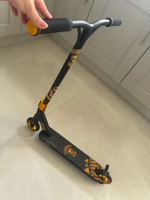 Blindside 1200 stunt scooter