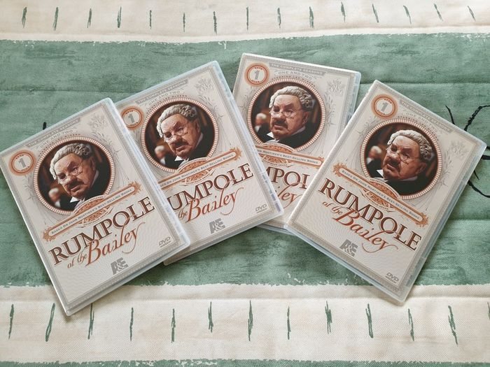 Rumpole of the Bailey DVD Boxset 1 Seasons 1 and 2 Region 1 USA