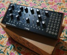 Moog Mother 32