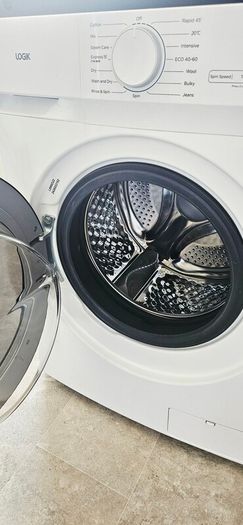 Logik 8kg Washer Dryer