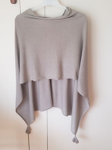 Dressy Fine Wool Poncho/Pashmina