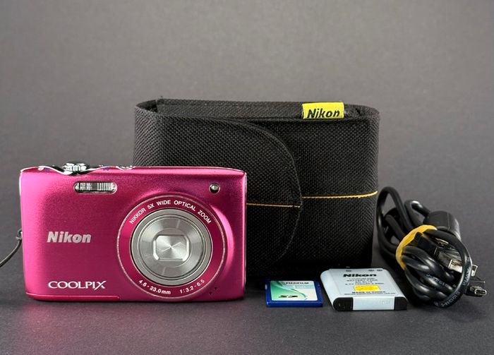 Nikon Coolpix S3100 digital camera pink