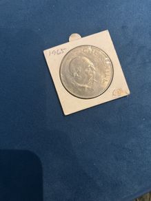 Queen Elizabeth 11 1965Crown Coin Winston Churchill