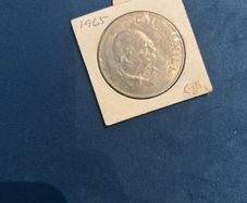 Queen Elizabeth 11 1965Crown Coin Winston Churchill