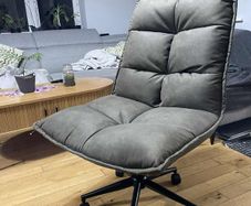 Accent chair