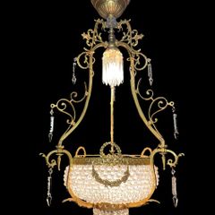 FLASH SALE ! WAS 795 NOW 640 ! Exquisite Large Italian Brass Chandelier.