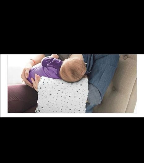 breastfeeding pillow lansinoh
