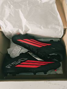 Adidas F50 Football boots (size 9)