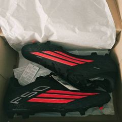 Adidas F50 Football boots (size 9)