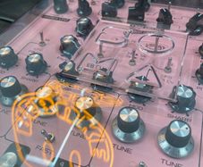 Lyra-8 Synth