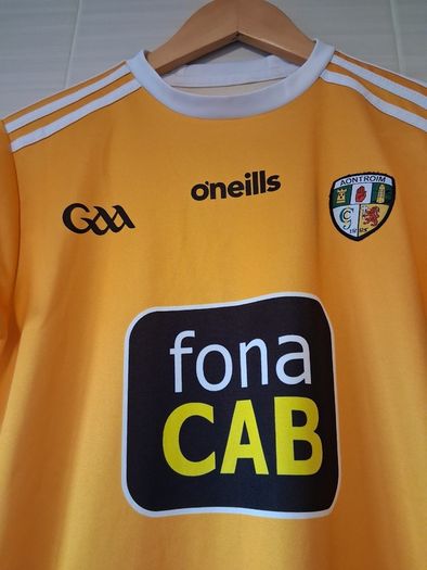 Antrim Jersey. Official Oneills Antrim GAA Home Jersey. Youths Boys Girls Age 10 To 11 Years. Collect In Dublin Or Receive Via Post.