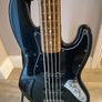 Fender Standard Jazz Bass V Image 3