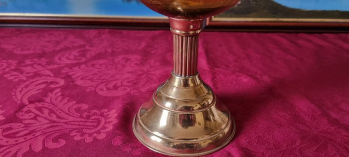 Vintage 21 Inches Tall Brass Double Burner Victorian Oil Lamp With Amber Glass Oil Font And With White Opaque Fluted Glass Globe Shade