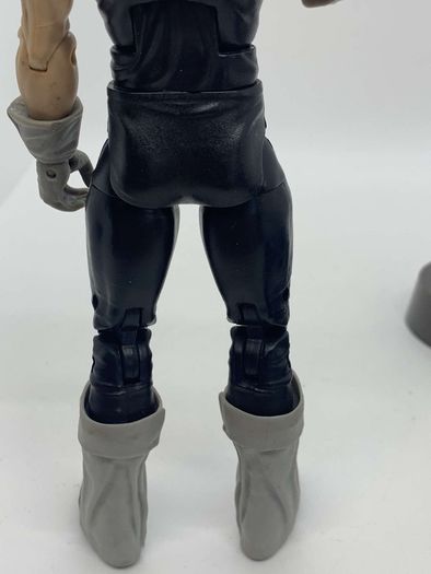 wwe elite Wrestlemania 34 The Undertaker with entrance greats clothing & stand action figure