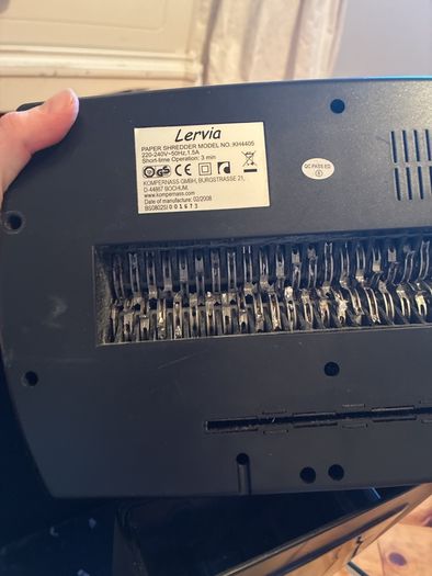 Lervia paper shredder