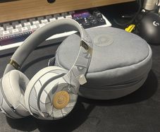 Beats solo3 Gaming Office headphones Special Edition of the Chinese New Year