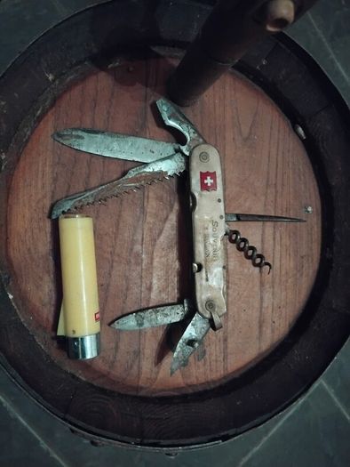 collectable knife