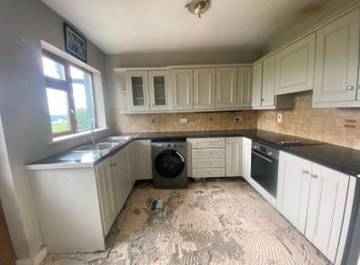 second hand kitchen