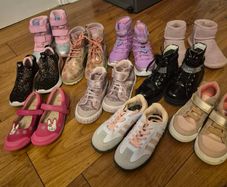 Girls Shoes Bundle size 27-28