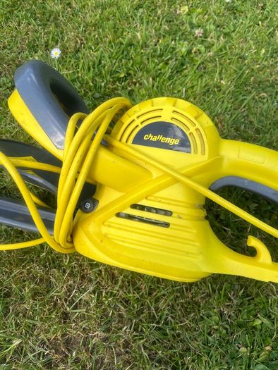 Hedge Cutter