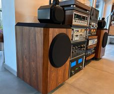 bower and Wilkins series 80 model 801