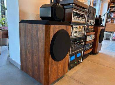 bower and Wilkins series 80 model 801