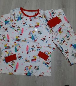 New Xmas pyjama set size 31-32