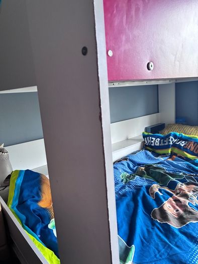 Kids bunk bed