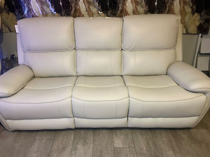 New 2&3 electric recliner sofa cream leather