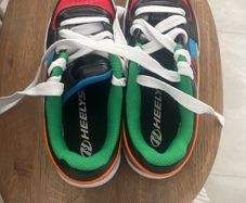 brand new Heeleys