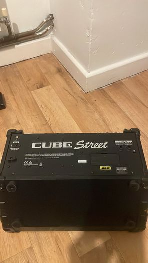 Roland street cube